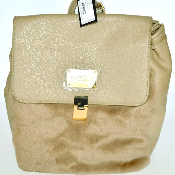bebe- DOROTHEA BACKPACK TAUPE-Retail $109 NWT - Picture 4 of 4